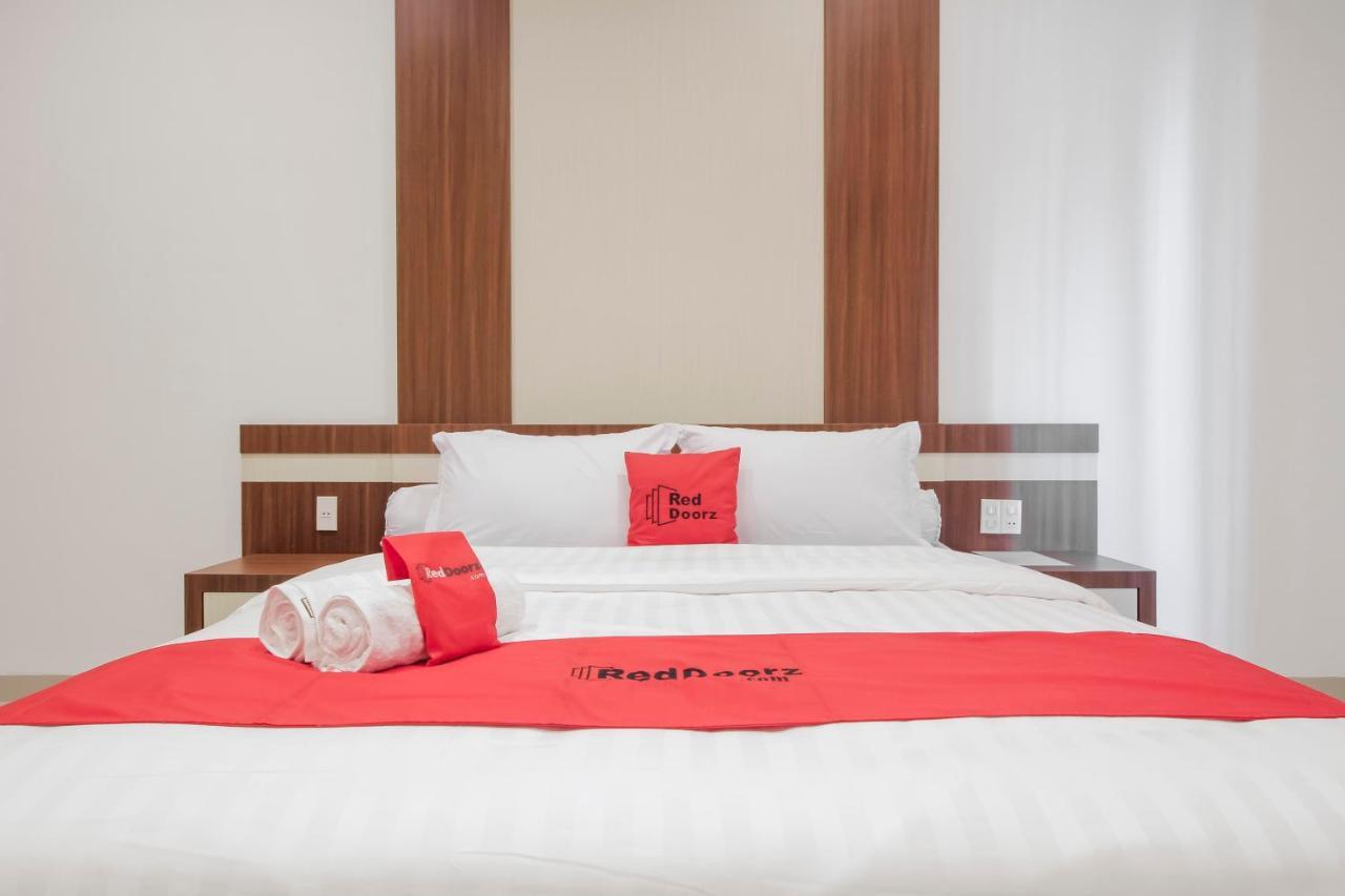 Reddoorz Premium @ Setiabudi Medan Sunggal Exterior foto