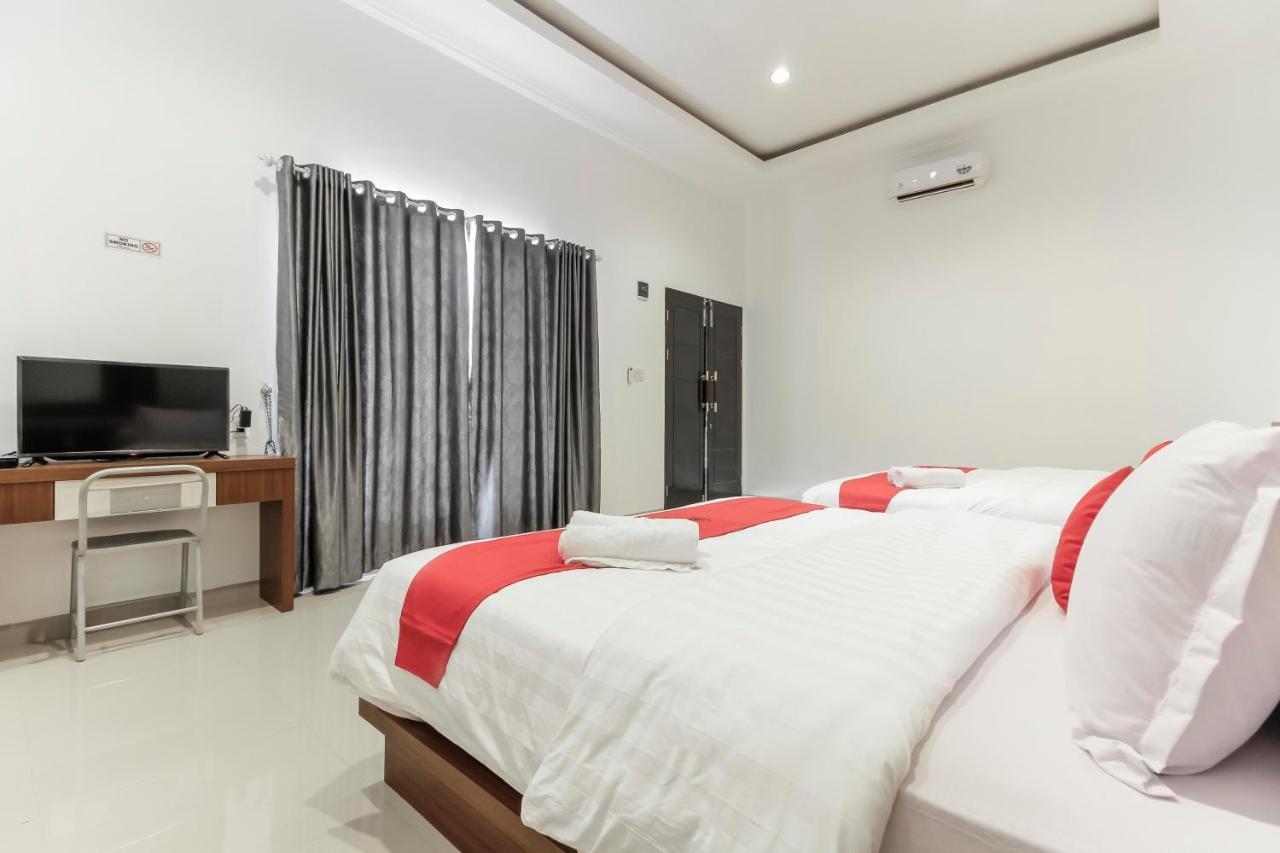 Reddoorz Premium @ Setiabudi Medan Sunggal Exterior foto